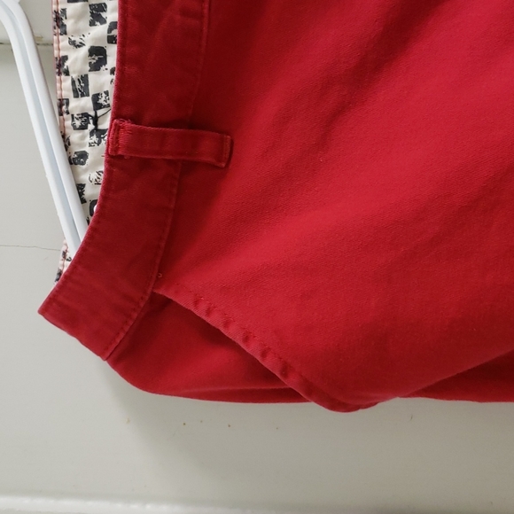 Women's red Hurley knee-lenth skirt size 5. - Picture 3 of 5